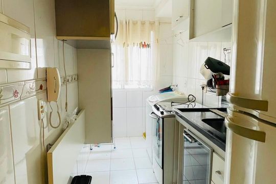 Apartamento para alugar com 2 quartos, 45m² em Jardim Isis, Cotia