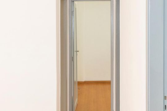 Sala de apartamento à venda com 2 quartos, 48m² em Olaria, Rio de Janeiro