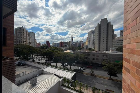 vista de apartamento à venda com 1 quarto, 40m² em Lourdes, Belo Horizonte