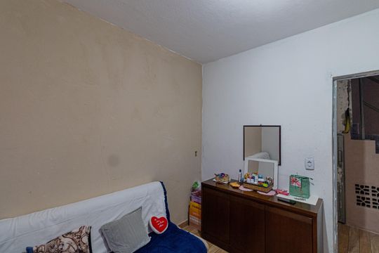 Casa 2 - Sala de casa à venda com 4 quartos, 110m² em Jardim Beatriz (zona Leste), São Paulo