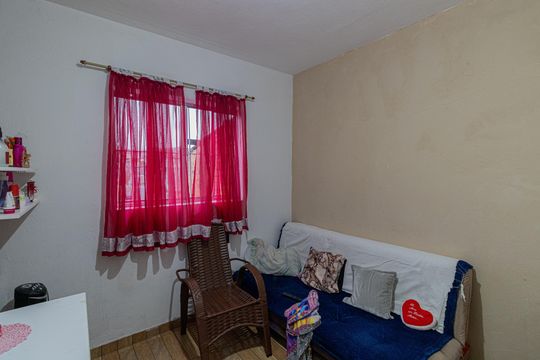 Casa 2 - Sala de casa à venda com 4 quartos, 110m² em Jardim Beatriz (zona Leste), São Paulo