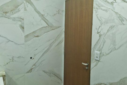 Banheiro de casa para alugar com 3 quartos, 180m² em Sabaúna, Mogi das Cruzes