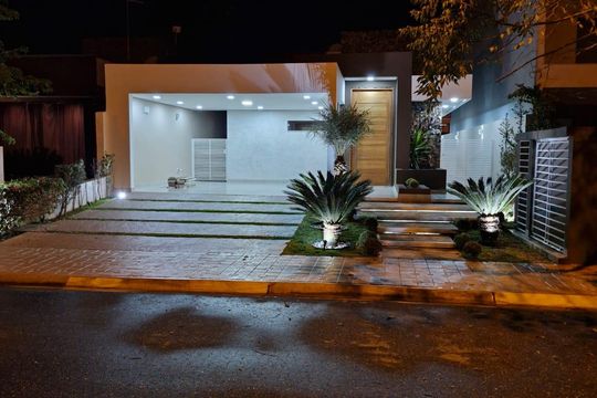 Área externa de casa para alugar com 3 quartos, 180m² em Sabaúna, Mogi das Cruzes