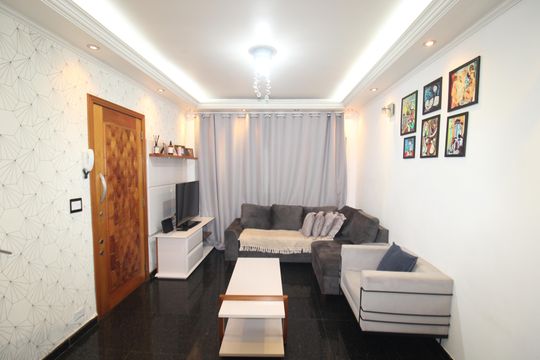 Sala de casa à venda com 4 quartos, 125m² em Jardim Peri, São Paulo