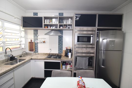 Cozinha de casa à venda com 4 quartos, 125m² em Jardim Peri, São Paulo