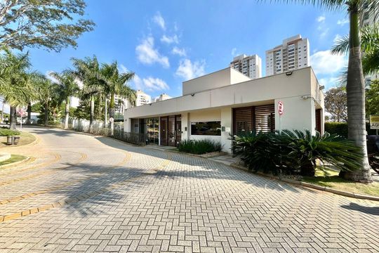 Fachada e portaria de apartamento para alugar com 2 quartos, 73m² em Fazenda Santa Cândida, Campinas