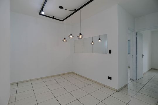 Sala de apartamento para alugar com 2 quartos, 55m² em Vila Bela Flor, Mogi das Cruzes