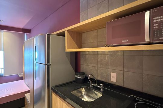 Cozinha de kitnet/studio para alugar com 1 quarto, 24m² em Higienópolis, São Paulo