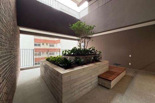 Área externa de kitnet/studio para alugar com 1 quarto, 24m² em Higienópolis, São Paulo