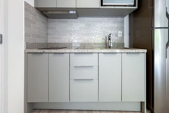 Cozinha de apartamento para alugar com 1 quarto, 38m² em Pinheiros, São Paulo