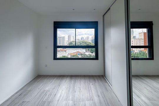 Quarto 2 de apartamento para alugar com 2 quartos, 60m² em Pinheiros, São Paulo