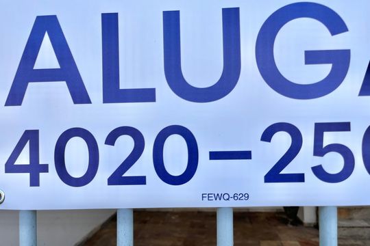 Plaquinha instalada de casa à venda com 3 quartos, 113m² em Vila Santa Catarina, São Paulo
