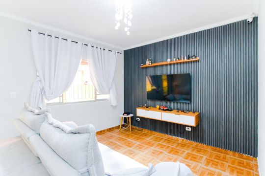Casa à venda com 4 quartos, 350m² em Jardim Divinolandia, Guarulhos