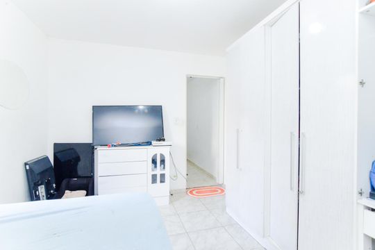 Quarto Casa 2 de casa à venda com 4 quartos, 350m² em Jardim Divinolandia, Guarulhos