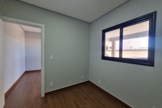 Quarto de casa de condomínio à venda com 3 quartos, 200m² em Lenheiro, Valinhos