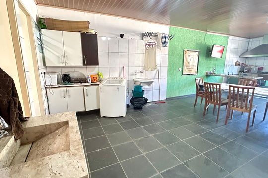 Área de Serviço de casa para alugar com 5 quartos, 220m² em Jardim Iv Centenario, Guarulhos