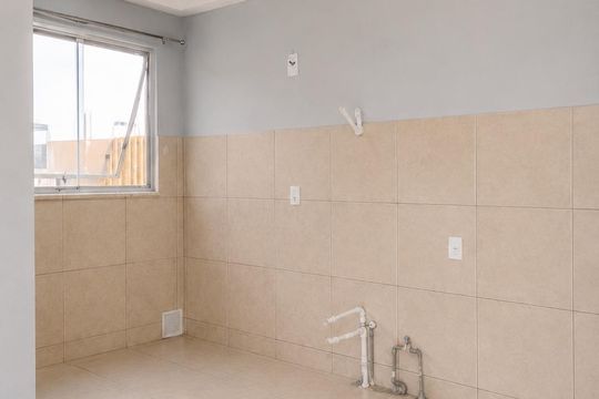 Sala/cozinha de apartamento para alugar com 2 quartos, 47m² em Restinga, Porto Alegre