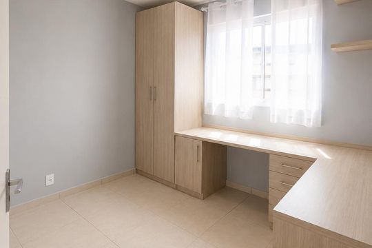 Quarto 2 de apartamento para alugar com 2 quartos, 47m² em Restinga, Porto Alegre