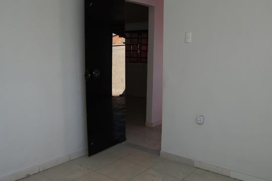 Studio de casa para alugar com 2 quartos, 100m² em Residencial Santa Luzia, Aparecida de Goiânia