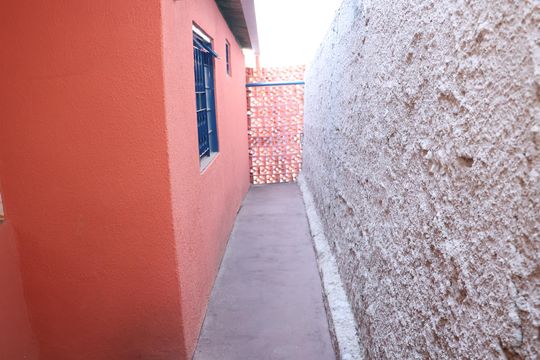 Área externa de casa para alugar com 2 quartos, 100m² em Residencial Santa Luzia, Aparecida de Goiânia