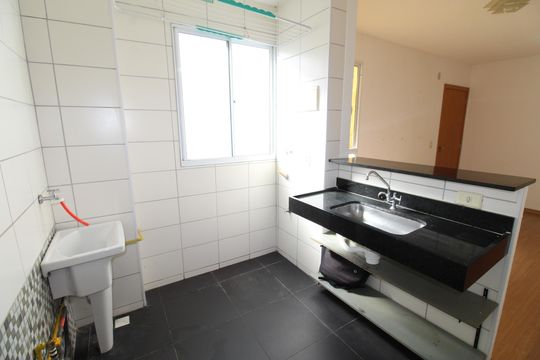 Cozinha de apartamento para alugar com 2 quartos, 40m² em Nova Michigan, São José dos Campos