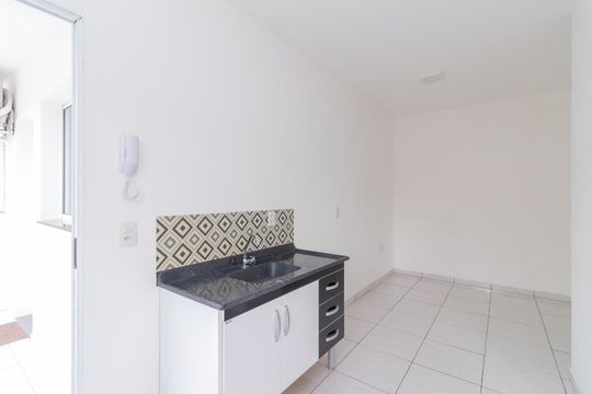 Sala/Cozinha de apartamento para alugar com 1 quarto, 30m² em Vila Granada, São Paulo