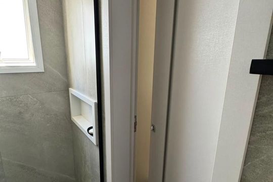 Banheiro de apartamento à venda com 3 quartos, 106m² em Vila Anastácio, São Paulo