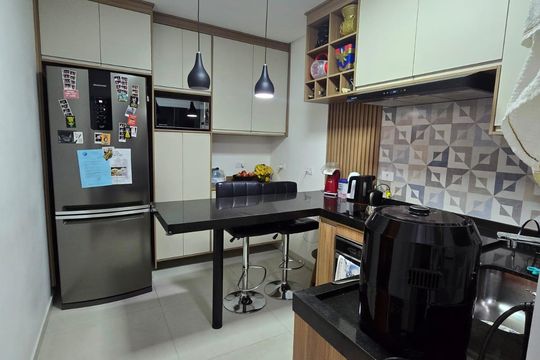 Cozinha de apartamento para alugar com 2 quartos, 70m² em Nova Gerti, São Caetano do Sul