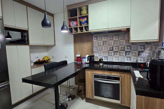 Cozinha de apartamento para alugar com 2 quartos, 70m² em Nova Gerti, São Caetano do Sul