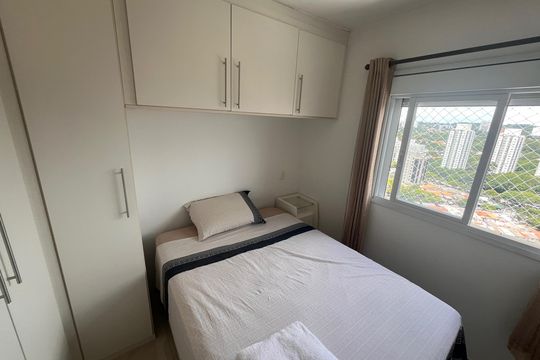 Quarto de apartamento à venda com 1 quarto, 37m² em Santo Amaro, São Paulo