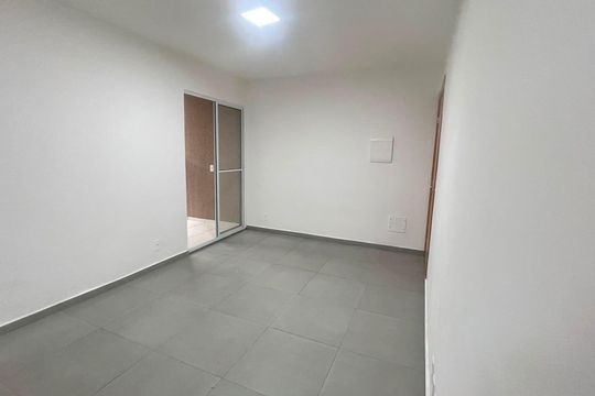 Sala de apartamento para alugar com 2 quartos, 47m² em Granja Viana, Cotia