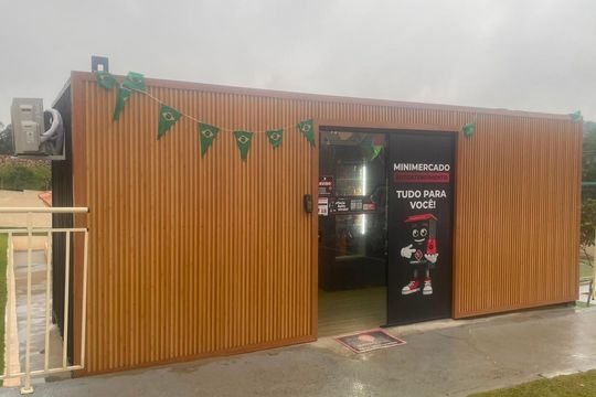 Mercadinho 24h de apartamento para alugar com 2 quartos, 47m² em Granja Viana, Cotia