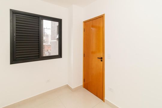 Quarto 2 de apartamento para alugar com 2 quartos, 42m² em Vila Germinal, São Paulo