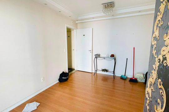 Sala de apartamento para alugar com 2 quartos, 50m² em Jardim Santa Izabel, Cotia