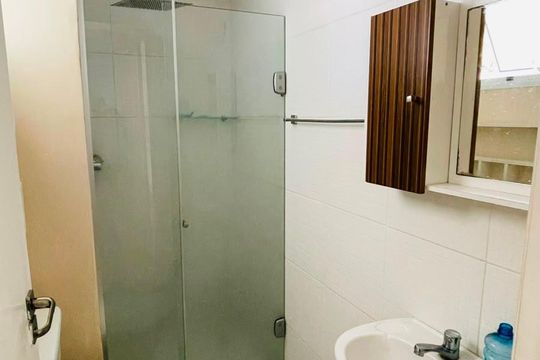 Banheiro de apartamento para alugar com 2 quartos, 50m² em Jardim Santa Izabel, Cotia