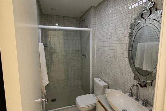 Banheiro de apartamento para alugar com 1 quarto, 50m² em Melville Empresarial Ii, Barueri