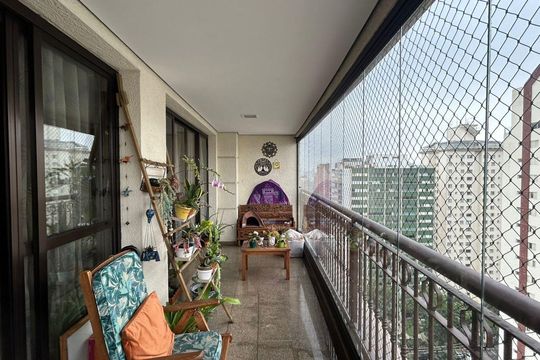 Varanda de apartamento à venda com 4 quartos, 174m² em Campo Belo, São Paulo