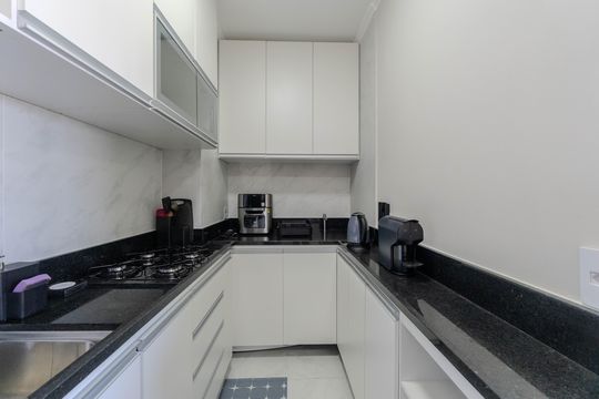 Cozinha de apartamento para alugar com 2 quartos, 36m² em Bela Vista, São Paulo