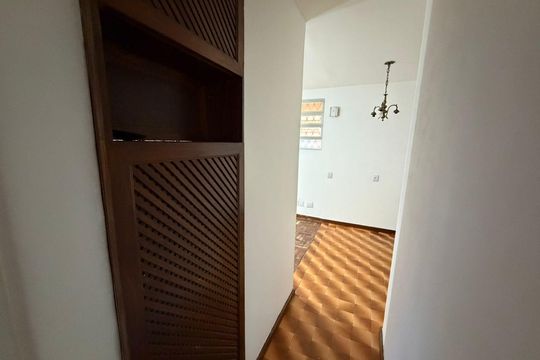 Corredor de apartamento à venda com 2 quartos, 76m² em Centro, Belo Horizonte