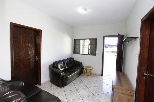 Sala de casa à venda com 4 quartos, 360m² em Vista Alegre, Belo Horizonte
