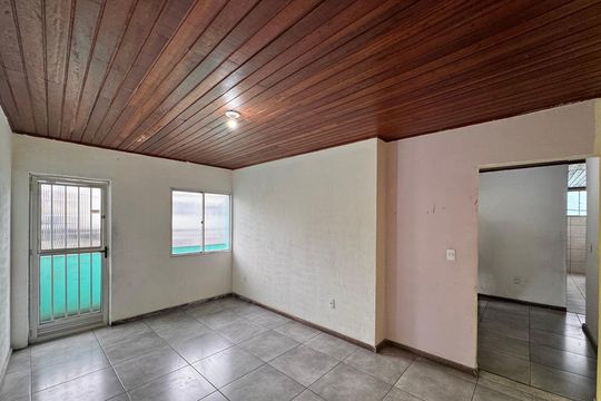 Sala de apartamento para alugar com 1 quarto, 60m² em Recreio dos Bandeirantes, Rio de Janeiro
