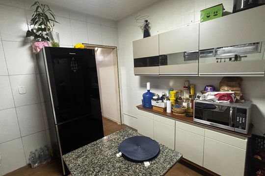 Cozinha de casa à venda com 2 quartos, 165m² em Parque Erasmo Assunção, Santo André