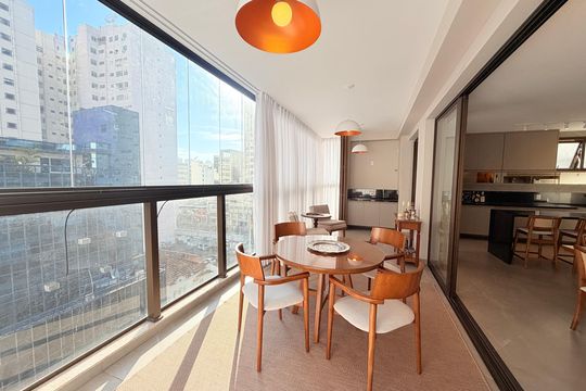 Apartamento para alugar com 4 quartos, 250m² em Centro, Juiz de Fora