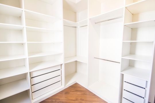 Quarto 2 de apartamento à venda com 3 quartos, 69m² em Jardim Tupanci, Barueri