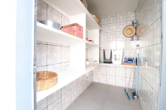 Disoensa de casa para alugar com 3 quartos, 160m² em Santa Mônica, Uberlândia
