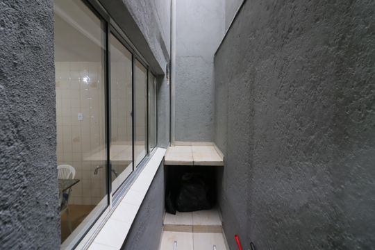 Área de Serviço de casa para alugar com 4 quartos, 172m² em Vila Osasco, Osasco