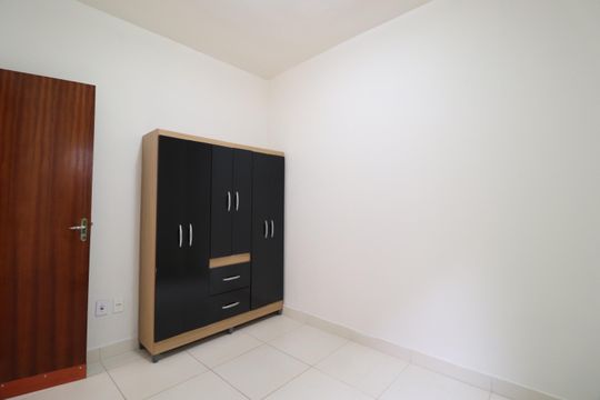 Quarto 2 - Suíte de apartamento para alugar com 2 quartos, 45m² em Jardim Ipanema, Uberlândia