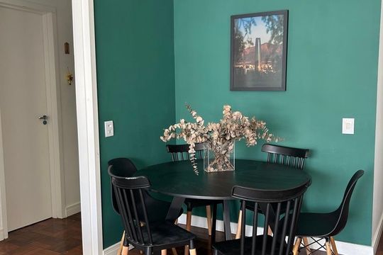 Sala de apartamento para alugar com 2 quartos, 86m² em Auxiliadora, Porto Alegre