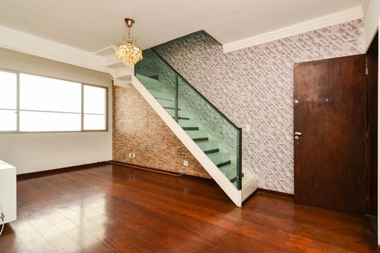 Apartamento para alugar com 3 quartos, 220m² em Silveira, Belo Horizonte