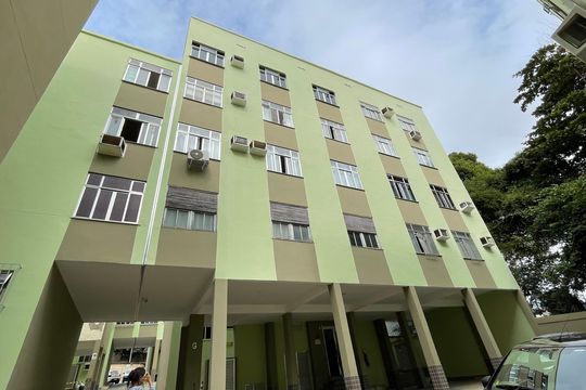 Fachada do bloco de apartamento à venda com 2 quartos, 56m² em Imperial de São Cristóvão, Rio de Janeiro